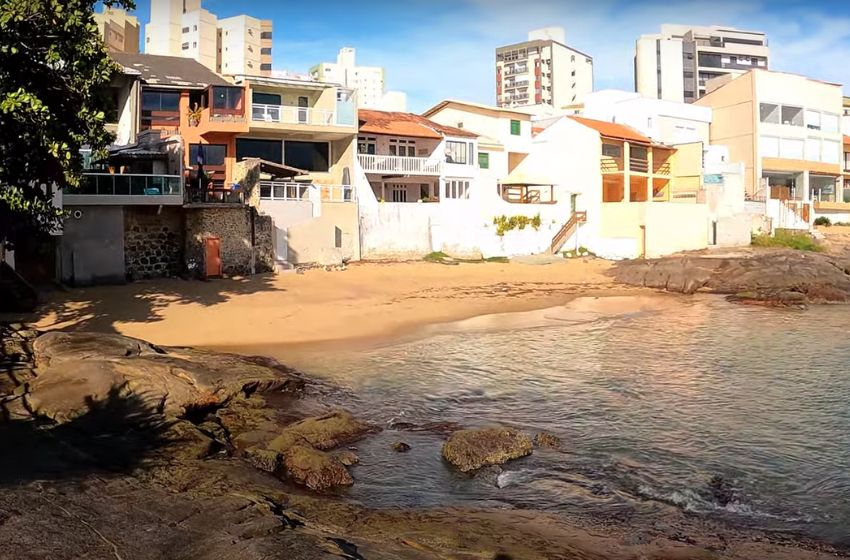 Praia do Valadão, em Guarapari, Espírito Santo