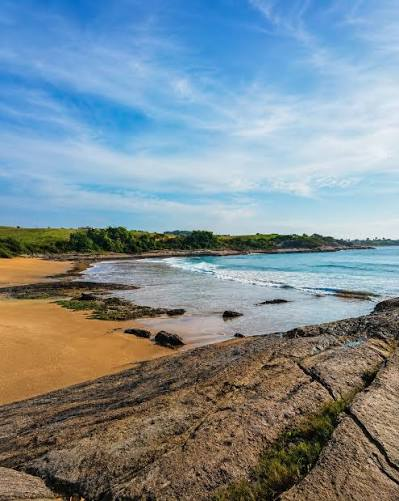 Praia da Onça ou Praia Dr. Carlito, em Guarapari, Espírito Santo