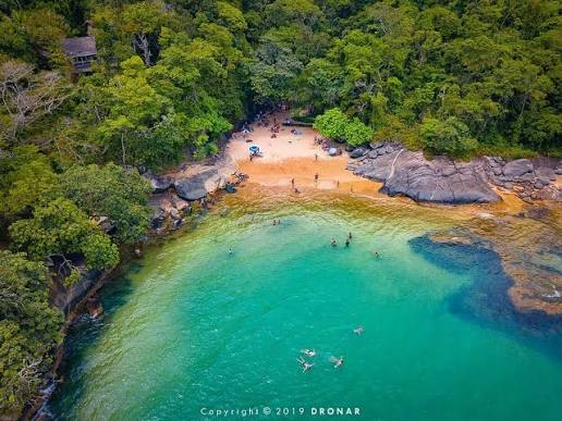 Praia dos Morcegos, em Guarapari, Espírito Santo