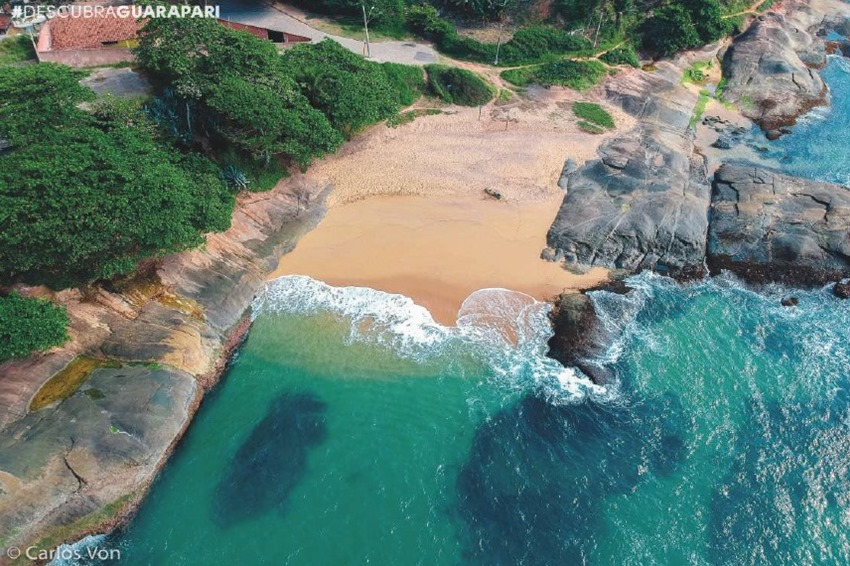 Praia das Pelotas, em Guarapari, Espírito Santo